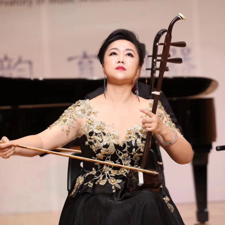 Introduction to Liang Lingling（erhu）Master performer