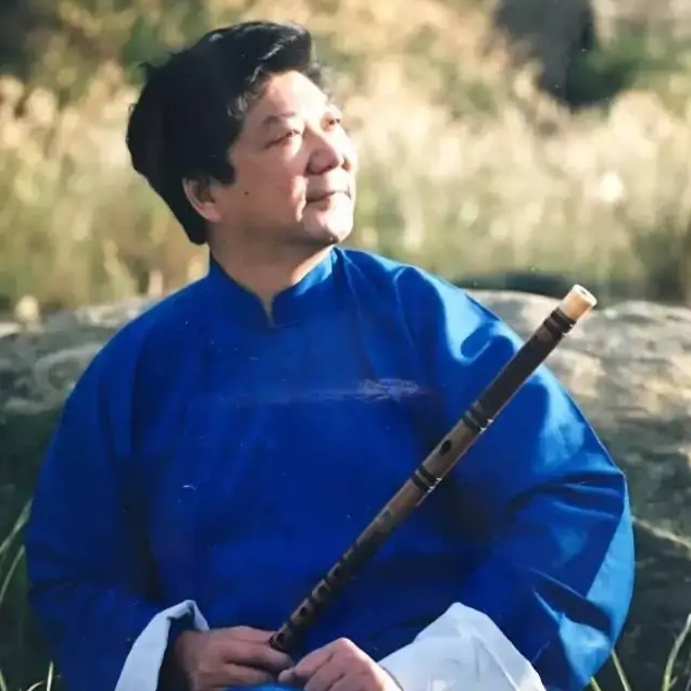 Introduction to Kong Qingbao（dizi）Master performer
