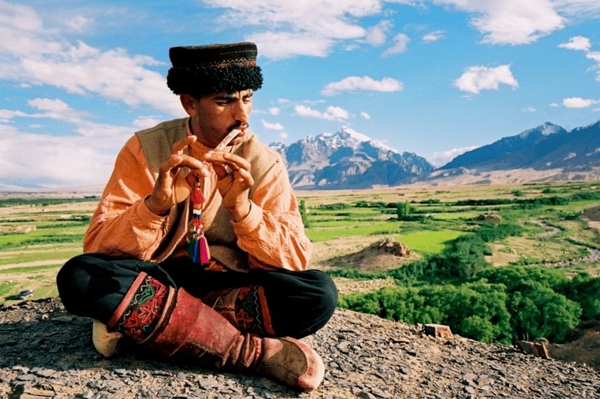 The legend of the origin of the Tajik eagle flute