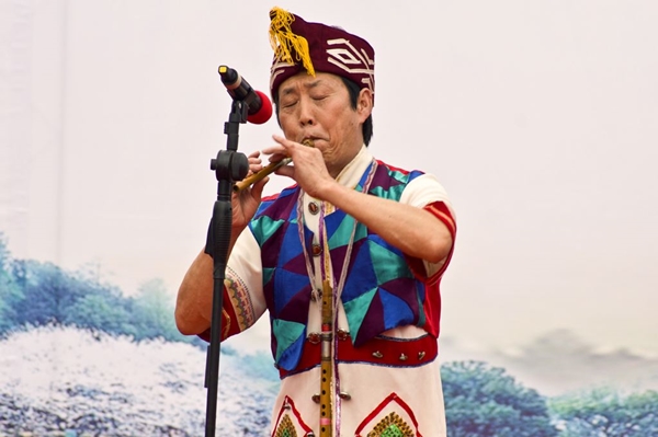 Development and application of the reformed dong flute
