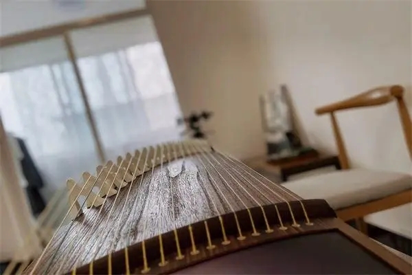 The Simple Difference Between Guqin, Se, and Guzheng