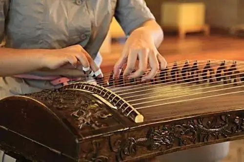 Guzheng basic finger skills - the skills of fingers touching the strings