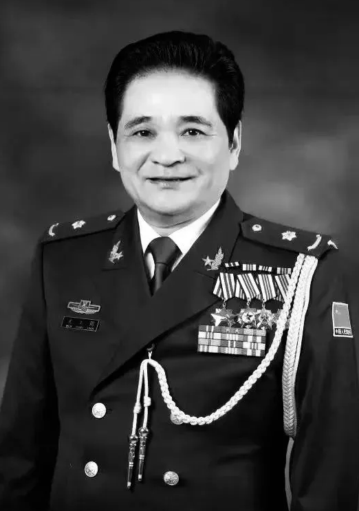 Mr. Liu Fengshan, a famous national first-class performer, passed away