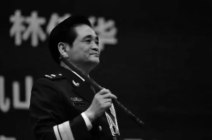 Mr. Liu Fengshan, a famous national first-class performer, passed away