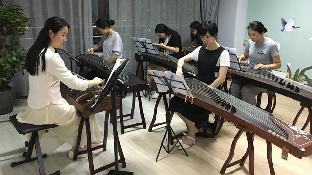 How to play the guzheng well and become a master?