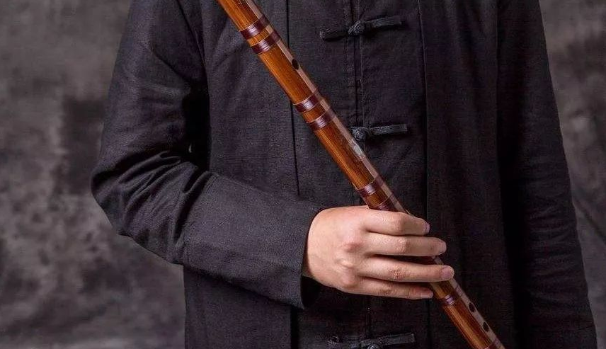 笛子演奏半音的方法和乐曲的处理技巧