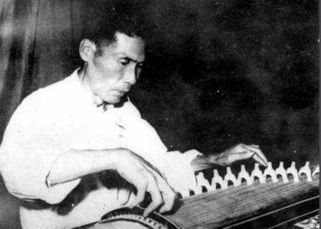 Appreciation and Analysis of Classical Famous Songs of the 20th Century: Cao Dongfu and 