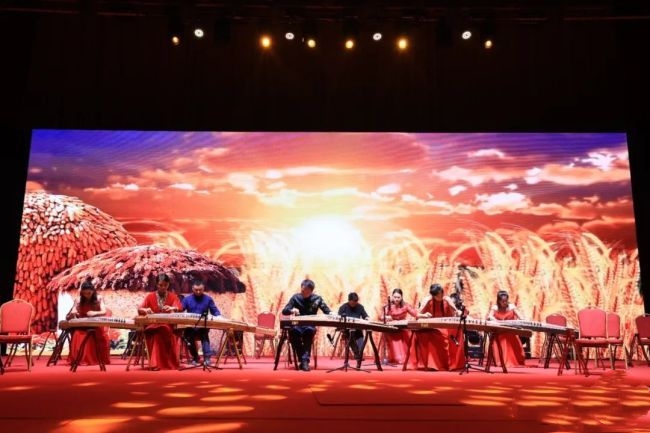 Jinan Guzheng Special Concert: Welcome to the 20th National Congress