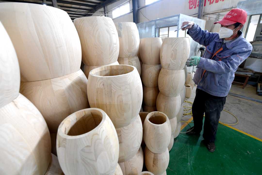 Raoyang County, Hengshui, Hebei Province sends ethnic musical instruments to various parts of the world