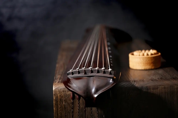 The essence of Guqin art: How to accurately identify the overtones of each string emblem