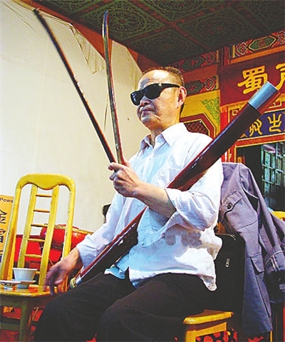 Zhang Yonggui, the non-genetic inheritor of Sichuan bamboo piano: suffering tastes this life