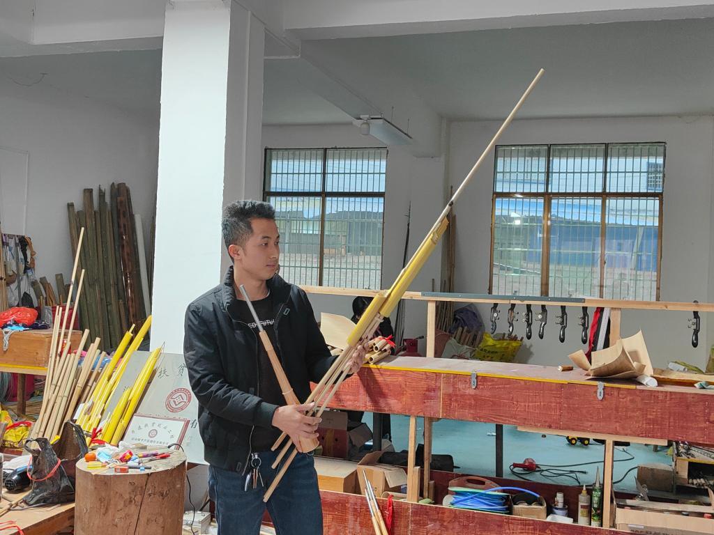 Leishan, Guizhou: Knock on the door of prosperity and happiness with traditional skills of intangible cultural heritage