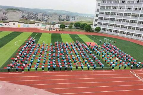 The Central Primary School of Shinao Town, Gao'an City, fully implemented the 